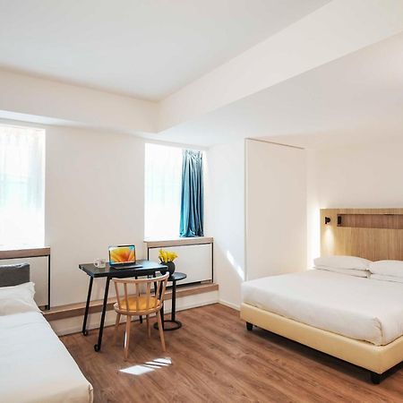 Aparthotel Colombo Roma Exteriör bild